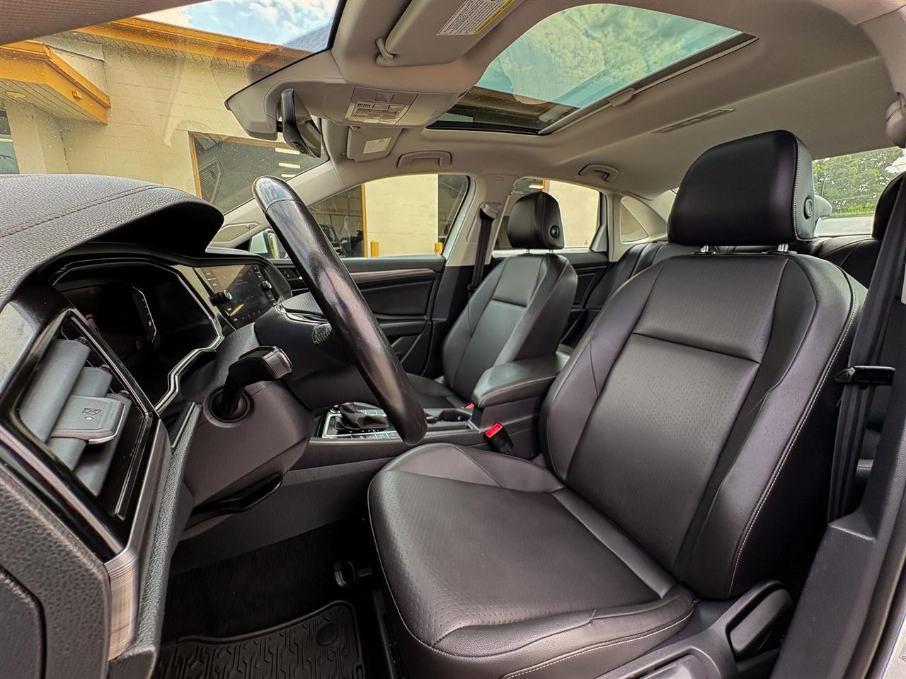 Volkswagen Jetta  2019