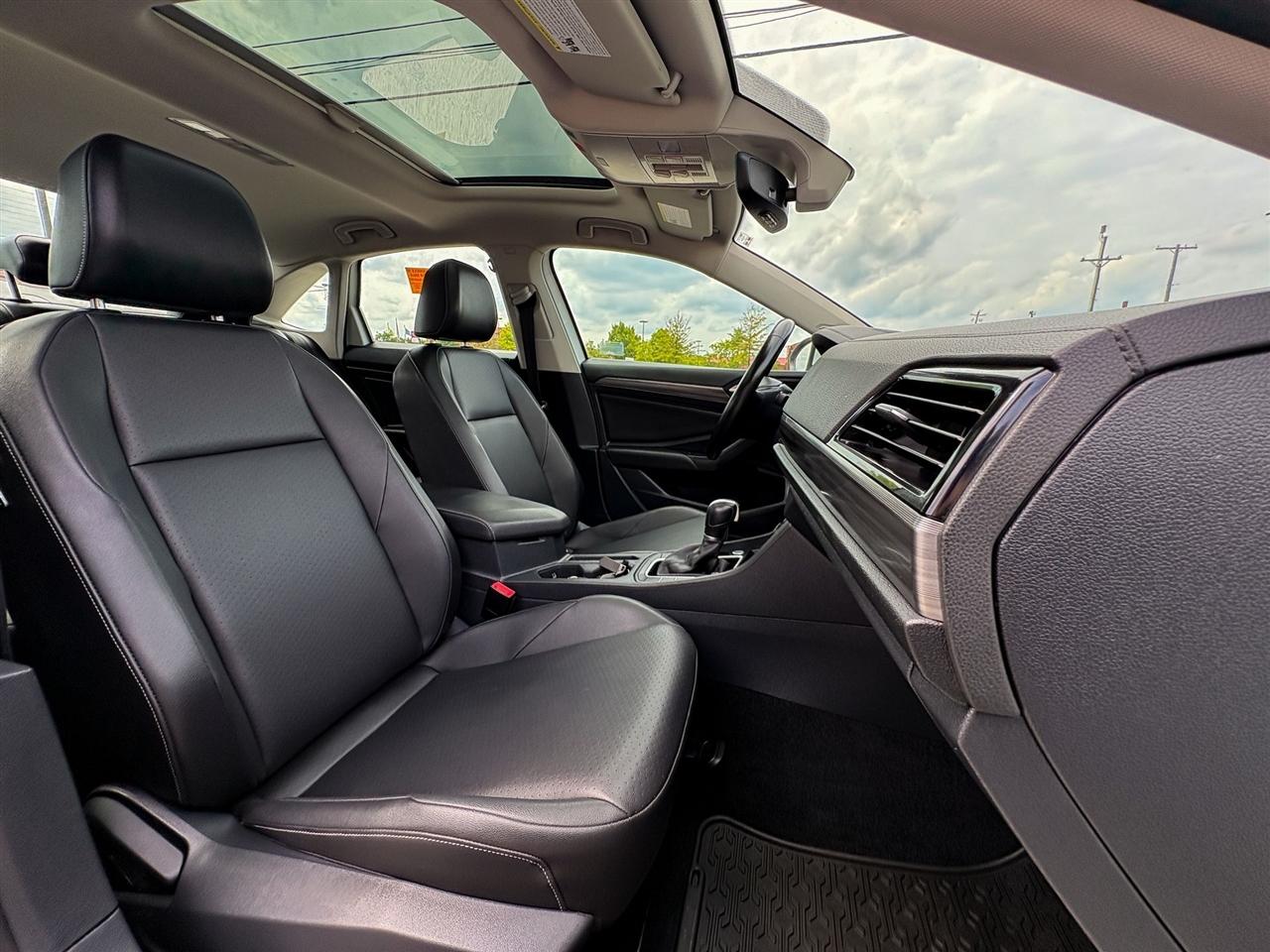 Volkswagen Jetta  2019