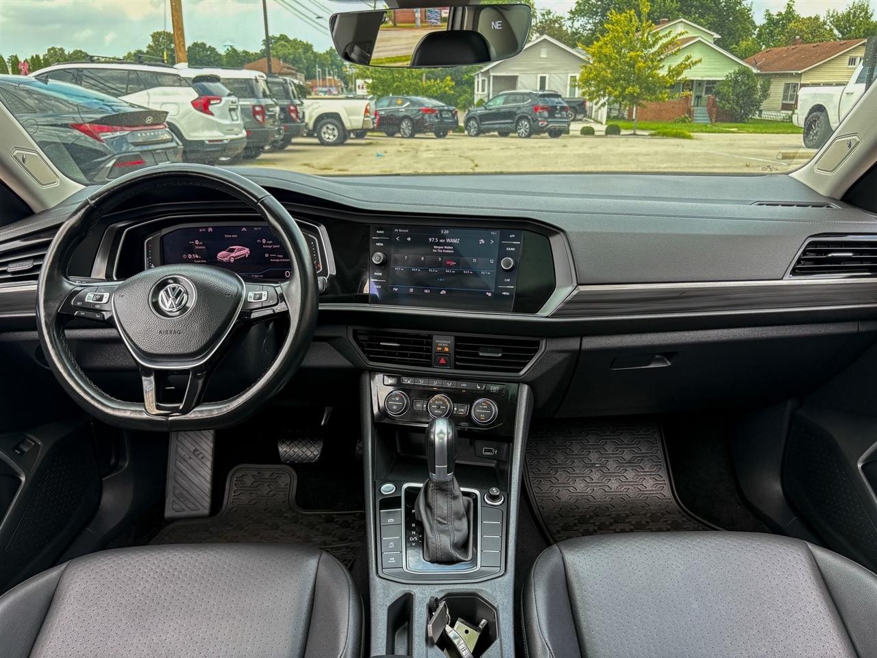 Volkswagen Jetta  2019