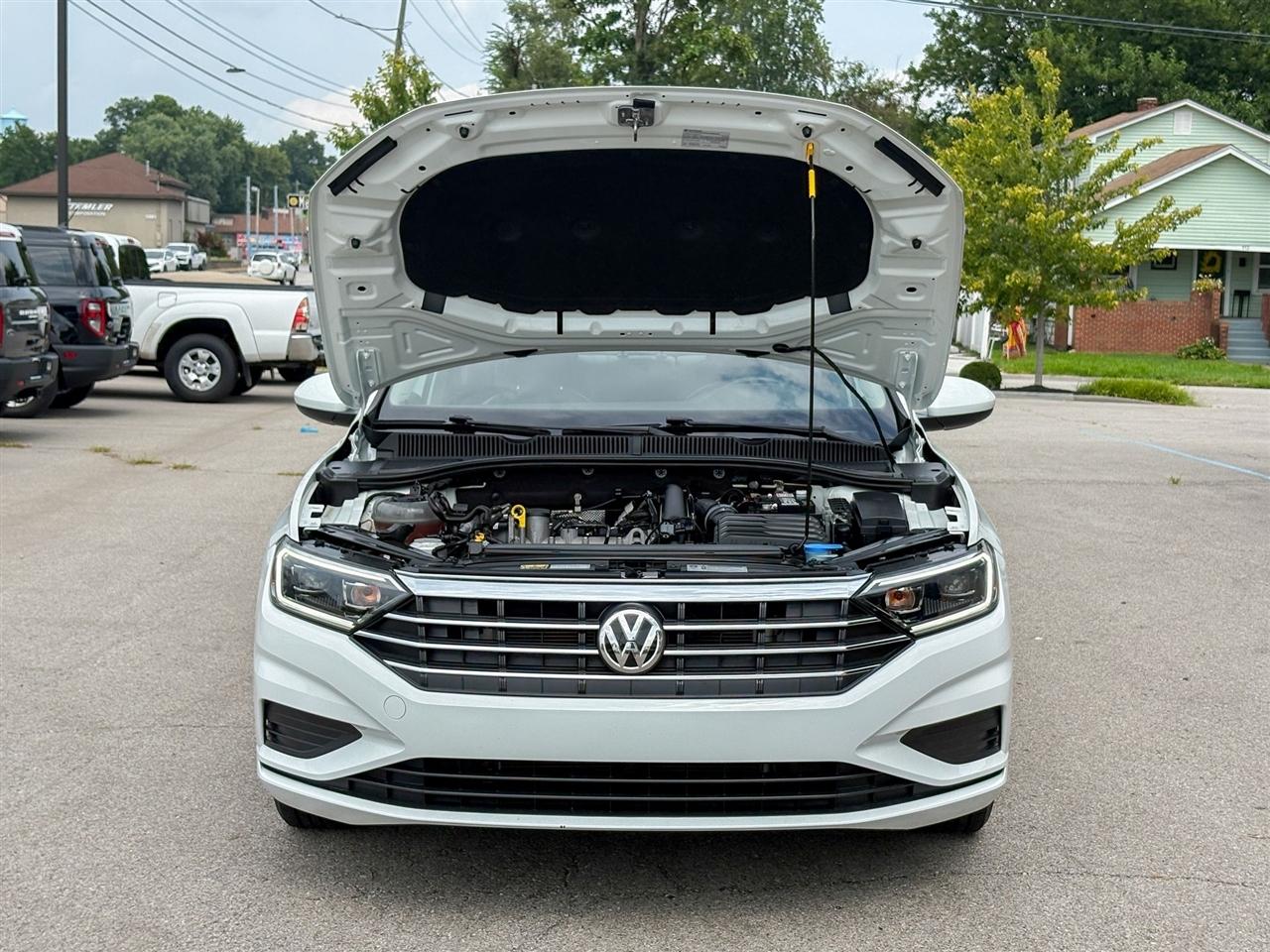 Volkswagen Jetta  2019