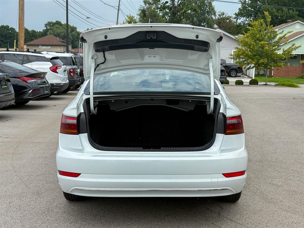 Volkswagen Jetta  2019