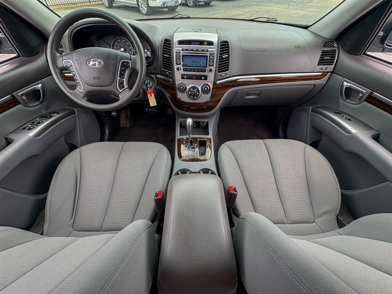 Hyundai Santa Fe  2012