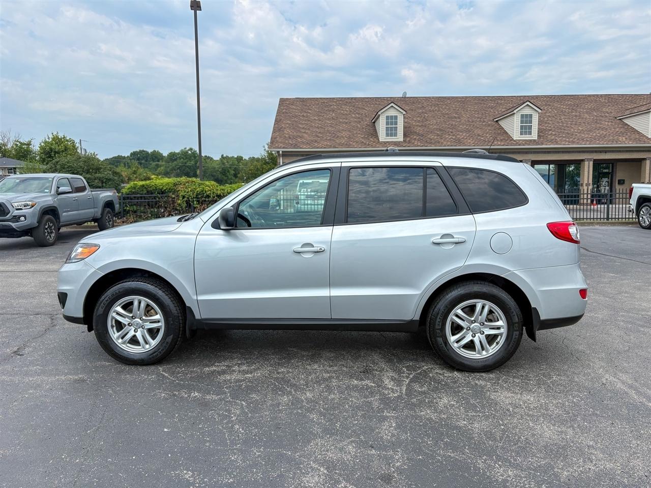 Hyundai Santa Fe  2012