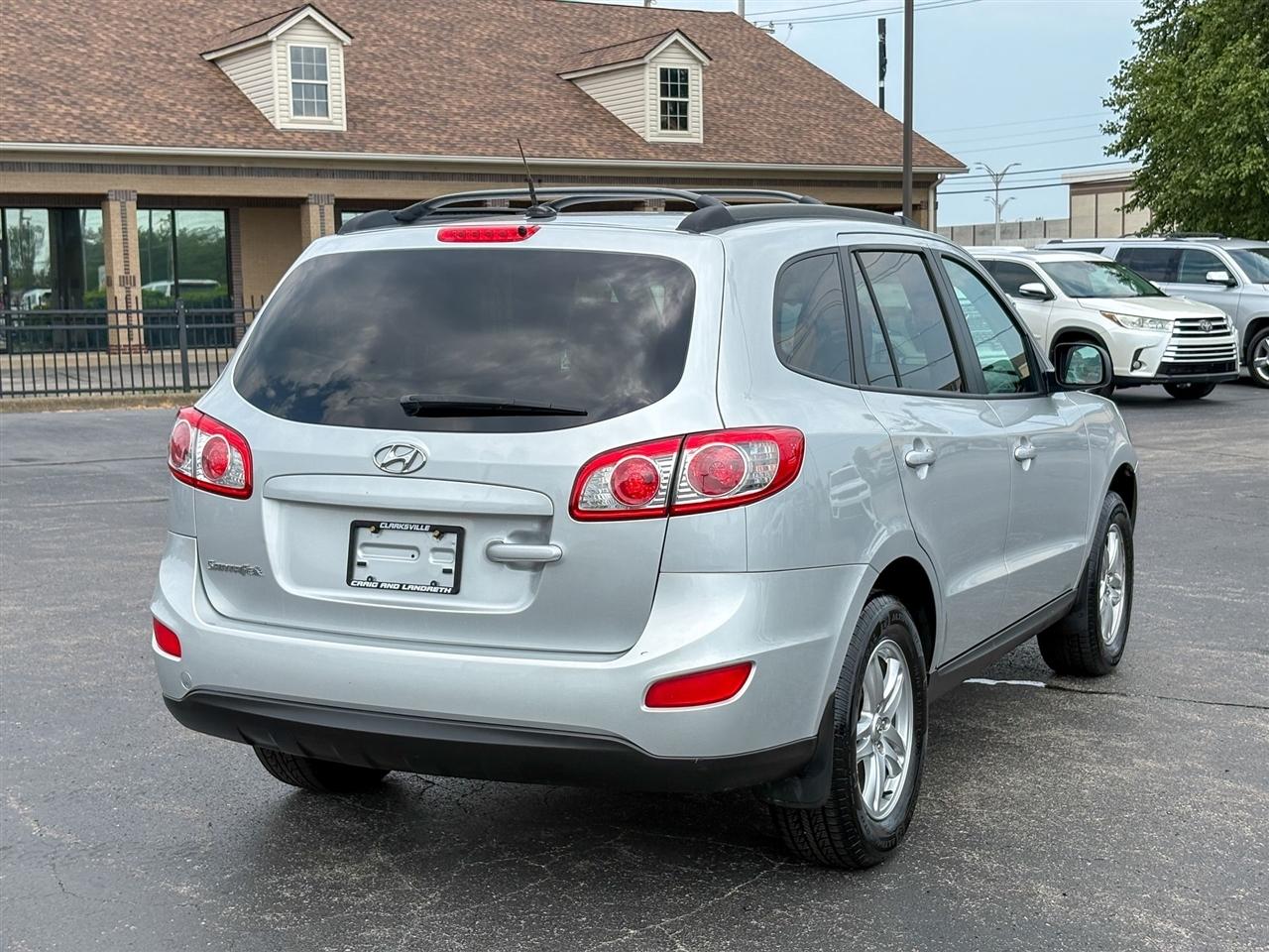 Hyundai Santa Fe  2012