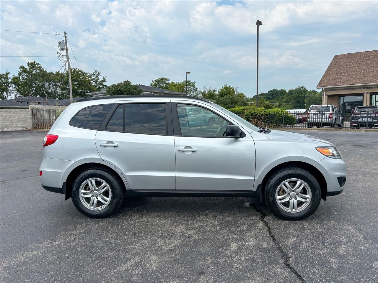 Hyundai Santa Fe  2012
