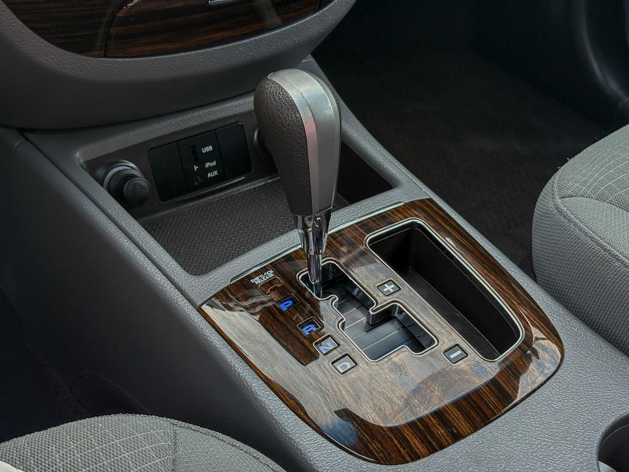 Hyundai Santa Fe  2012