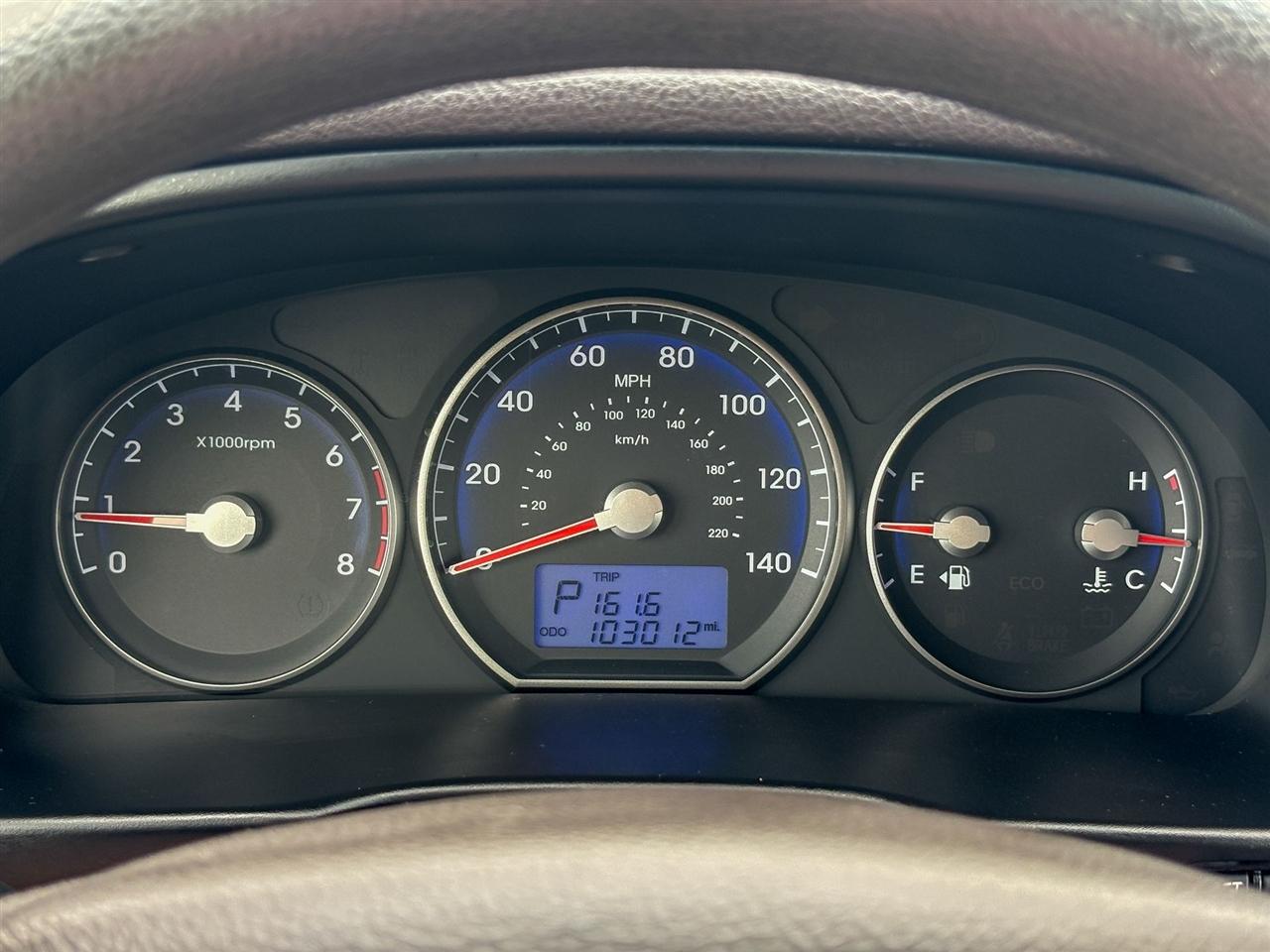 Hyundai Santa Fe  2012