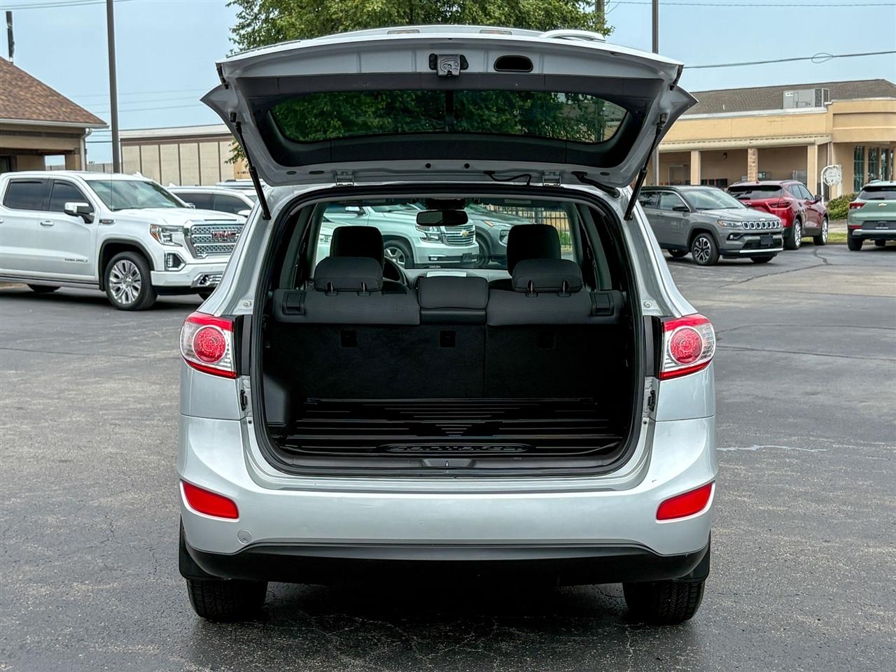 Hyundai Santa Fe  2012