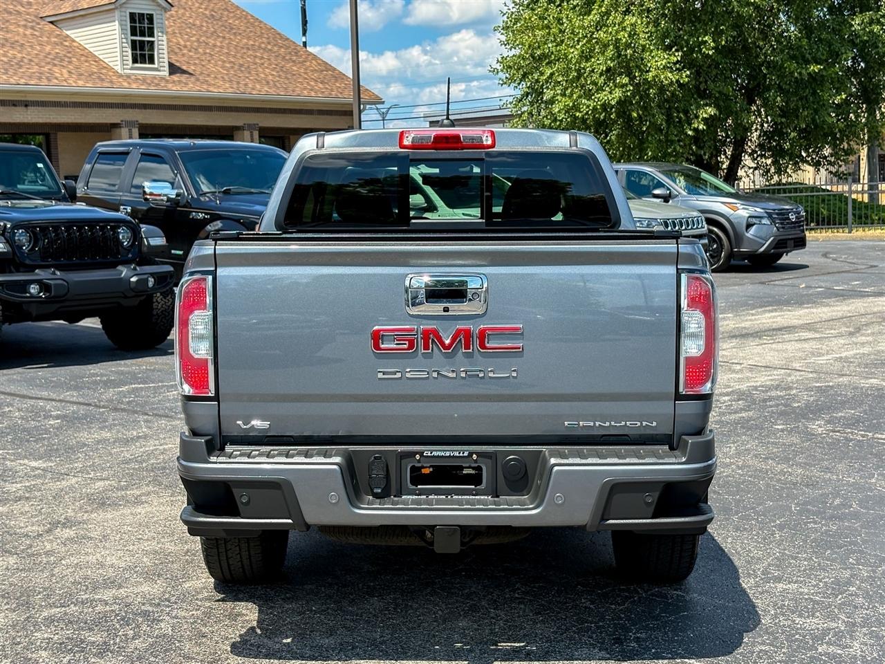 GMC Canyon Denali Crew Cab 4WD 2022