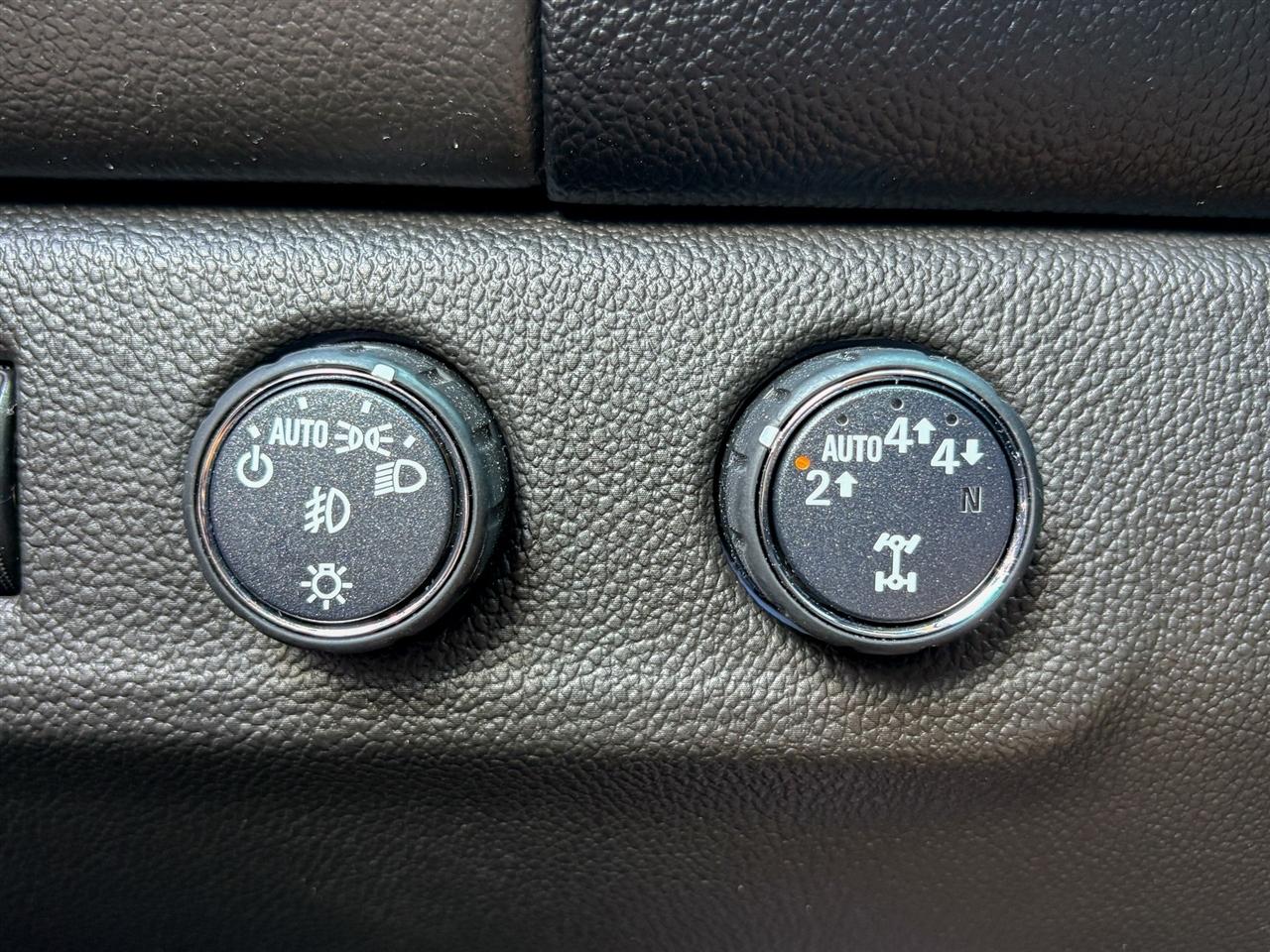 GMC Canyon Denali Crew Cab 4WD 2022