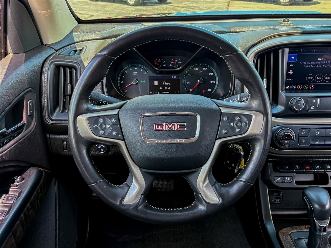 GMC Canyon Denali Crew Cab 4WD 2022