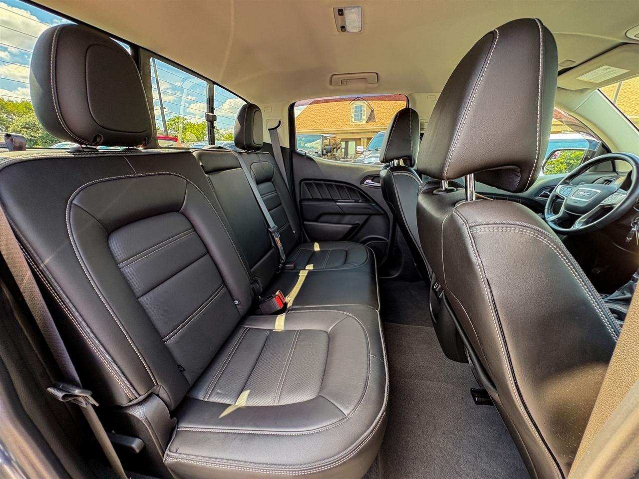 GMC Canyon Denali Crew Cab 4WD 2022
