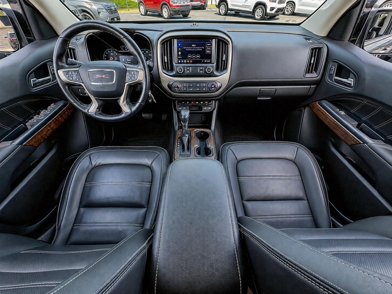 GMC Canyon Denali Crew Cab 4WD 2022