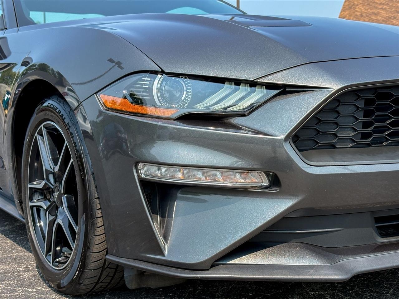 Ford Mustang  2020