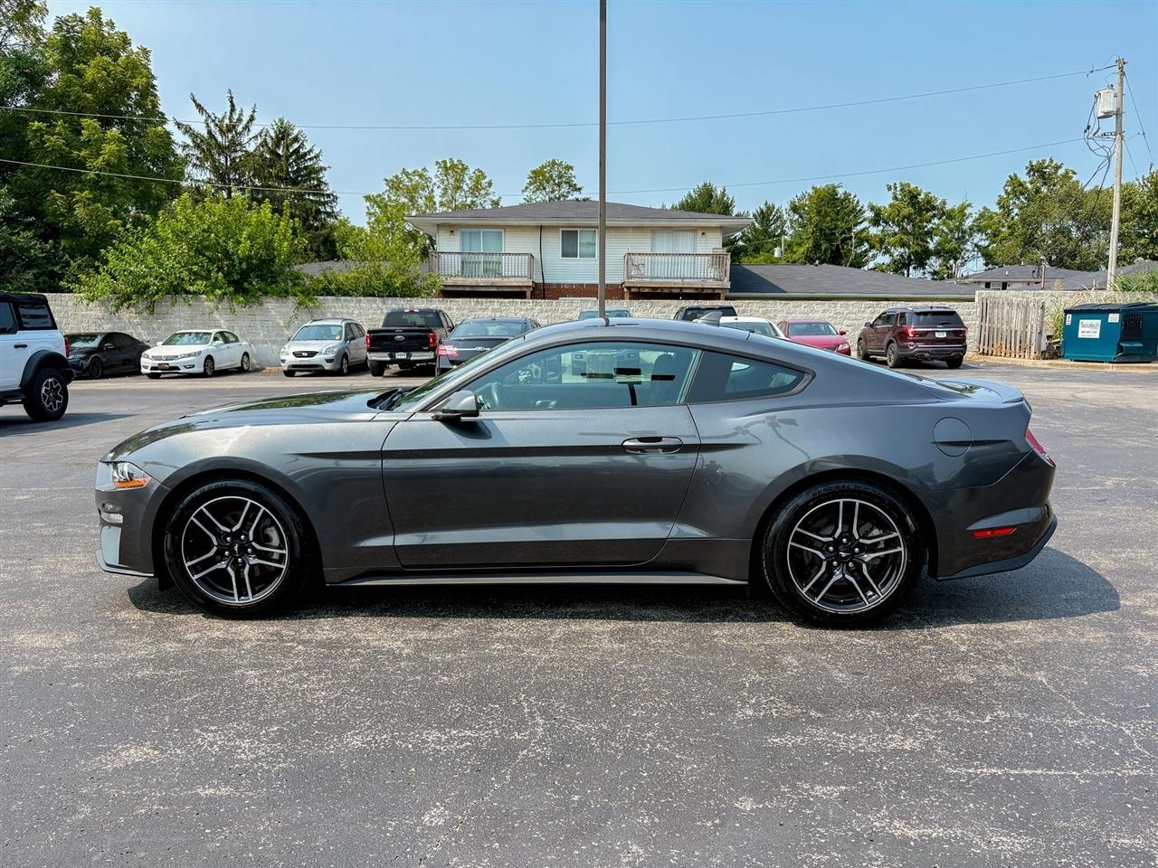 Ford Mustang  2020