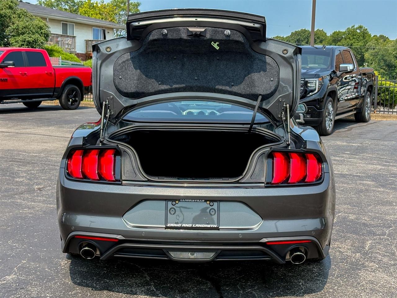 Ford Mustang  2020