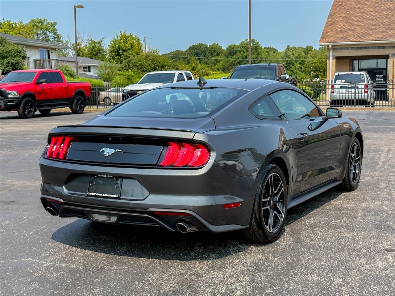 Ford Mustang  2020