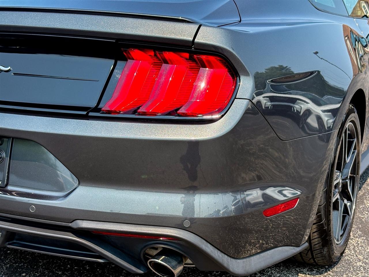 Ford Mustang  2020