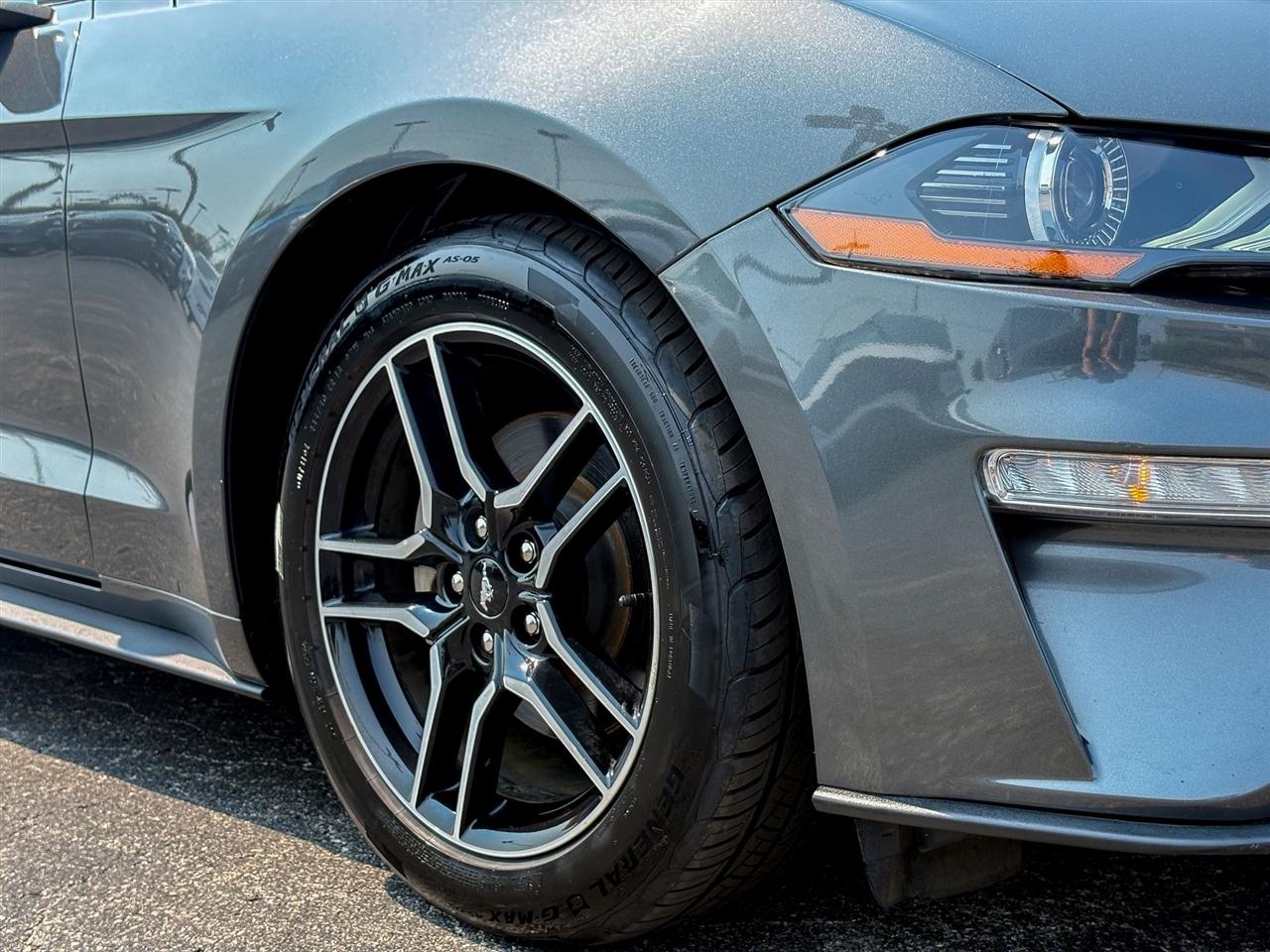 Ford Mustang  2020