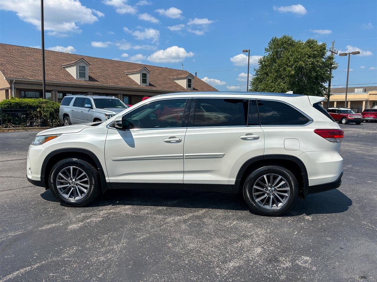 Toyota Highlander  2019