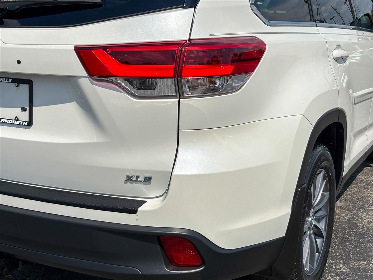 Toyota Highlander  2019
