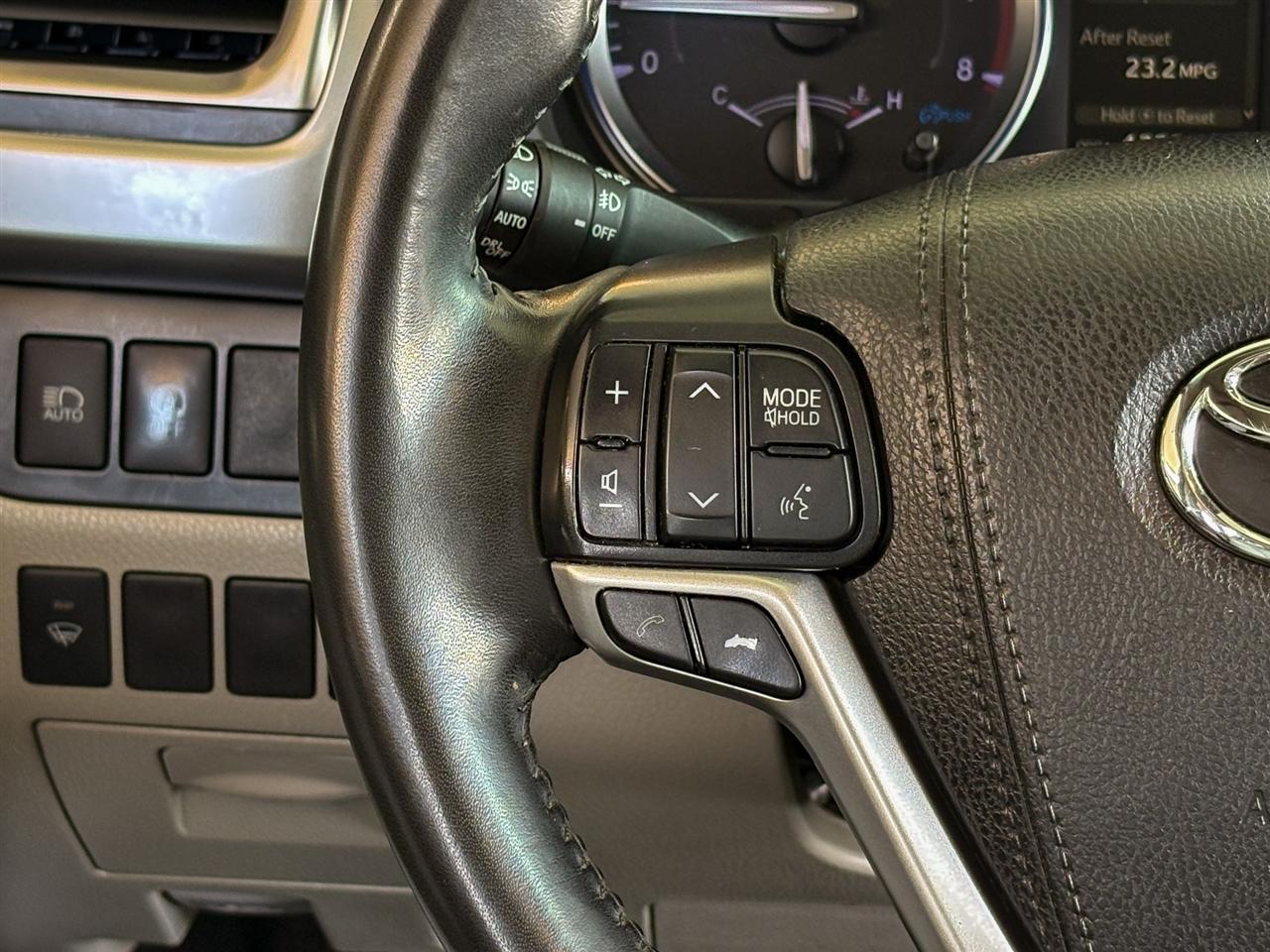 Toyota Highlander  2019