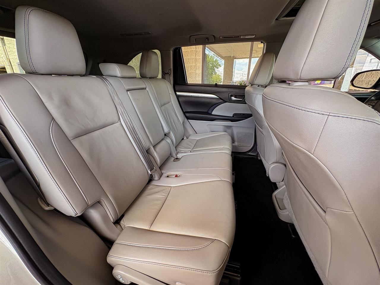 Toyota Highlander  2019