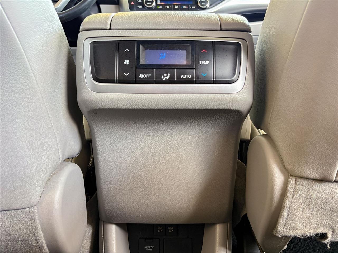 Toyota Highlander  2019