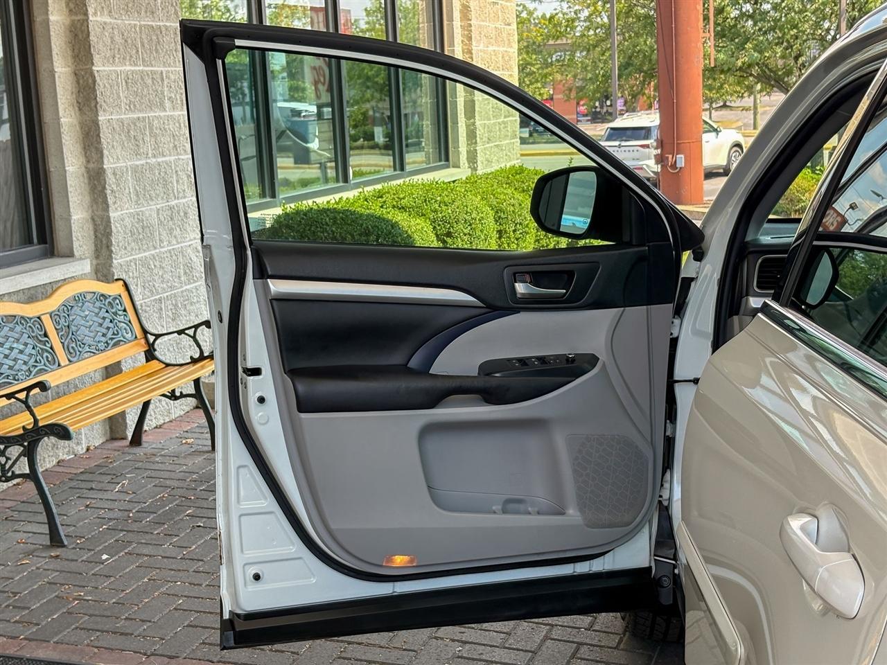 Toyota Highlander  2019