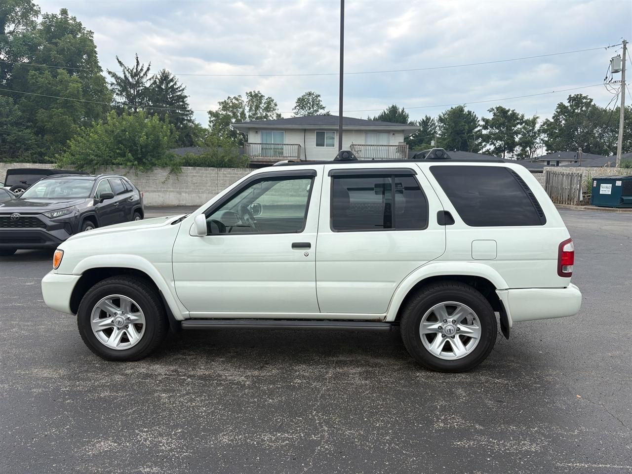Nissan Pathfinder  2003