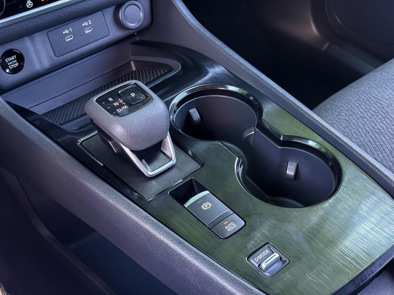 Nissan Rogue  2026