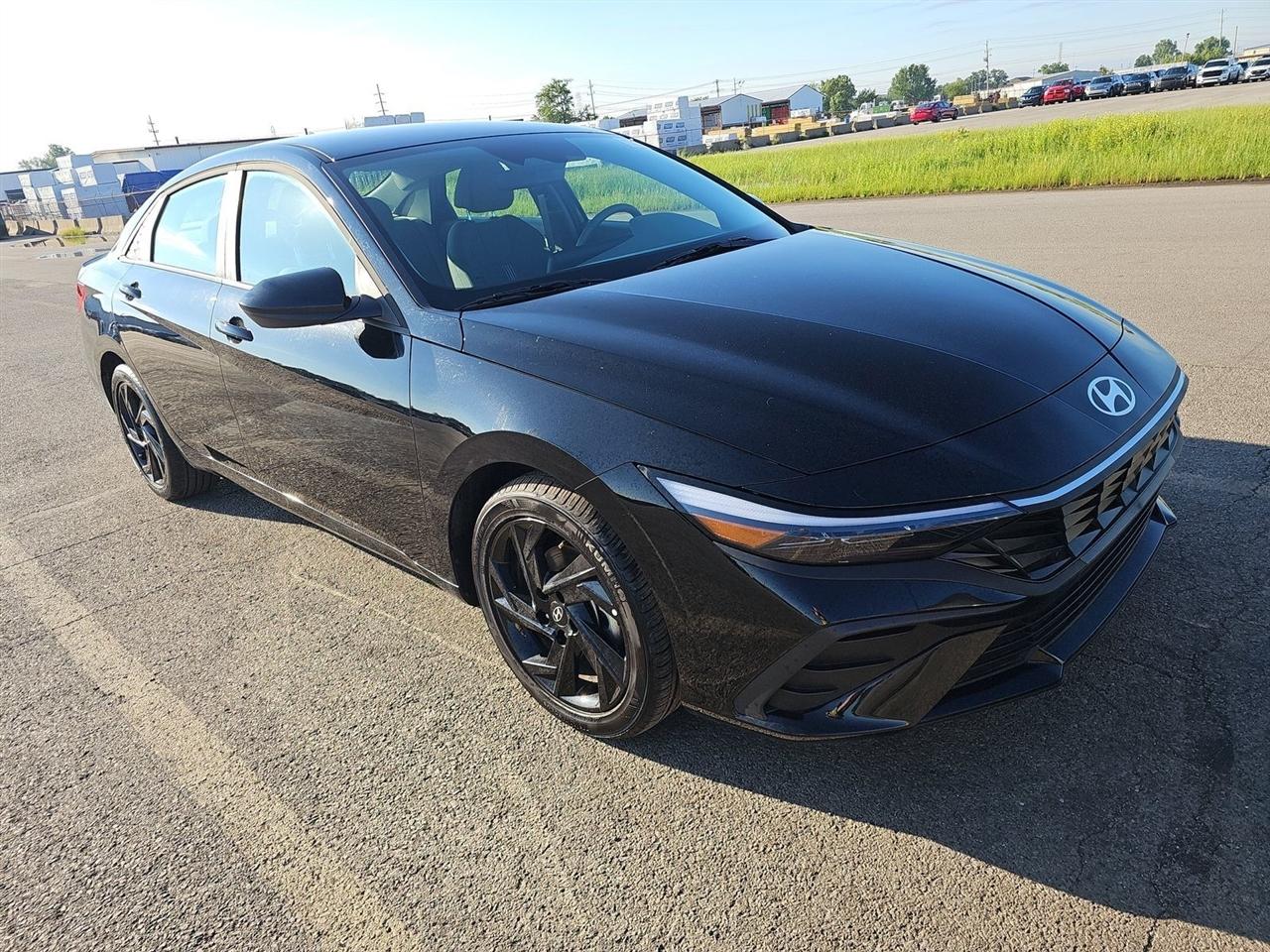 Hyundai Elantra  2026