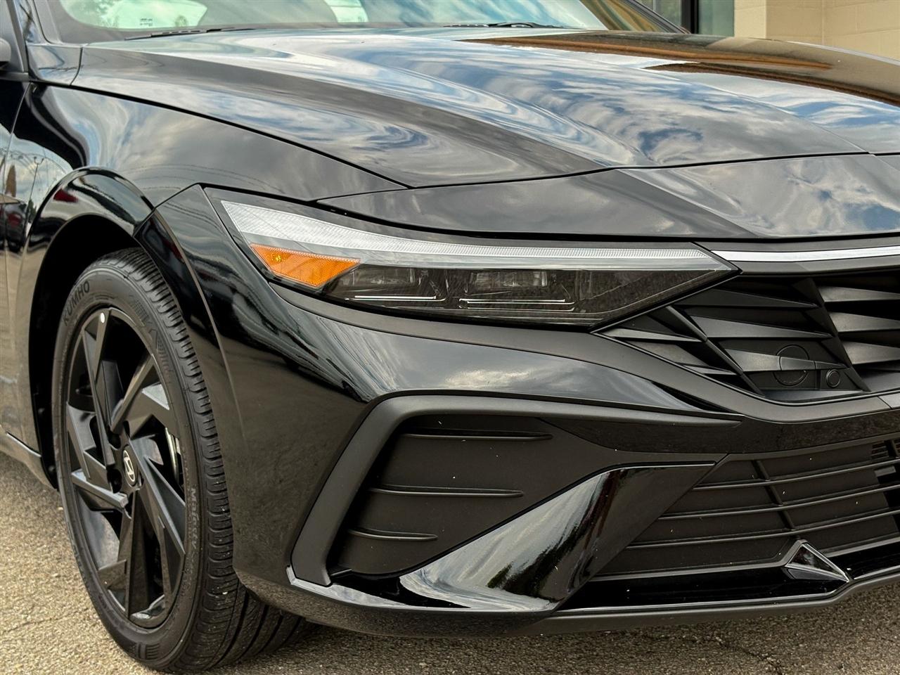 Hyundai Elantra  2026