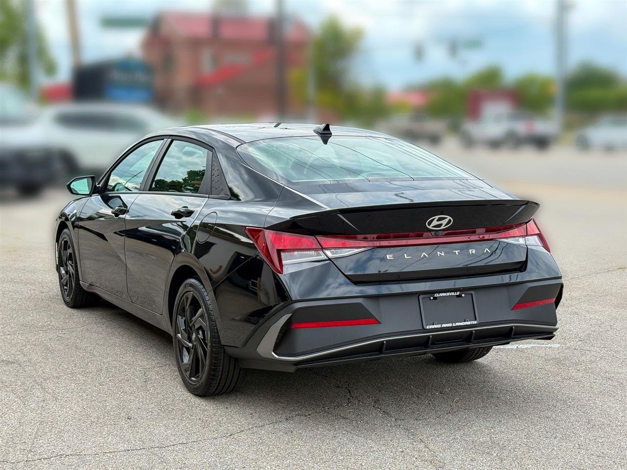 Hyundai Elantra  2026