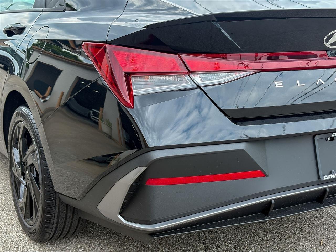 Hyundai Elantra  2026