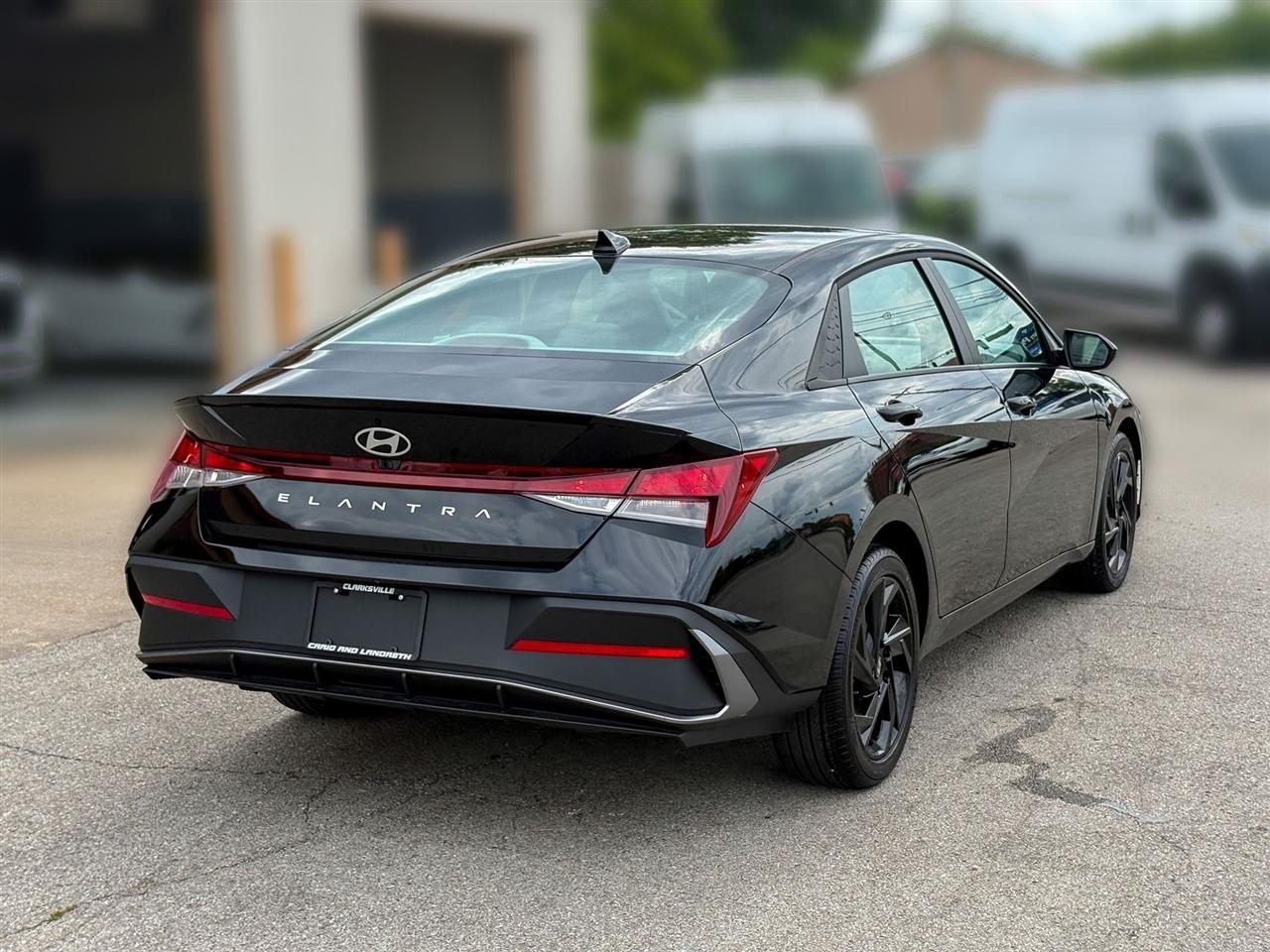 Hyundai Elantra  2026