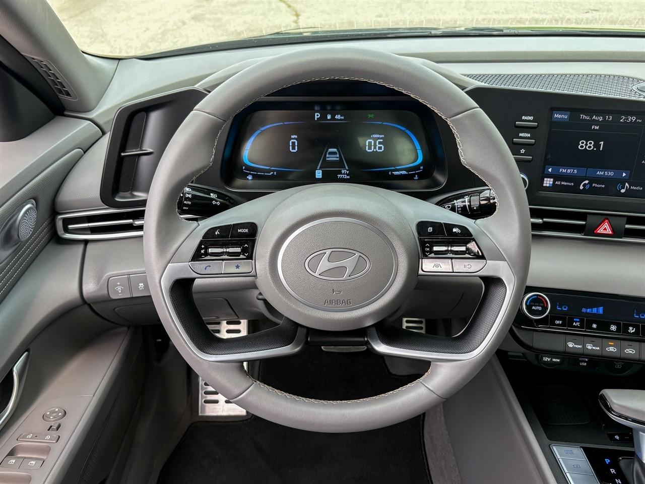 Hyundai Elantra  2026