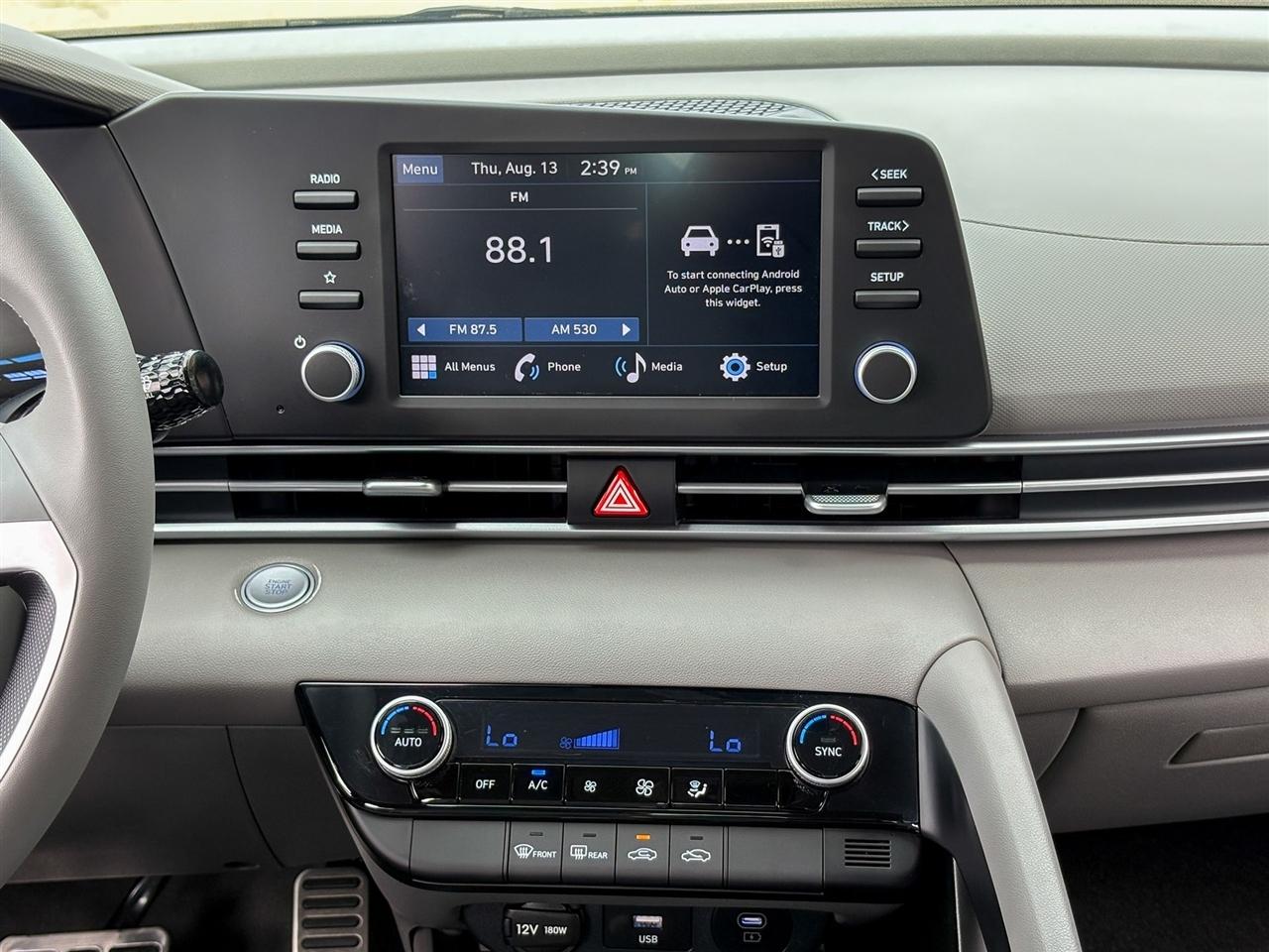 Hyundai Elantra  2026