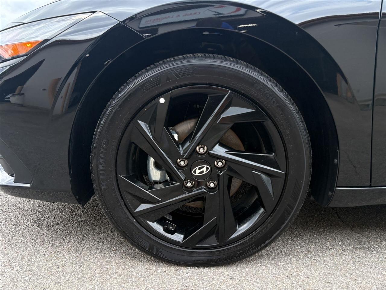 Hyundai Elantra  2026