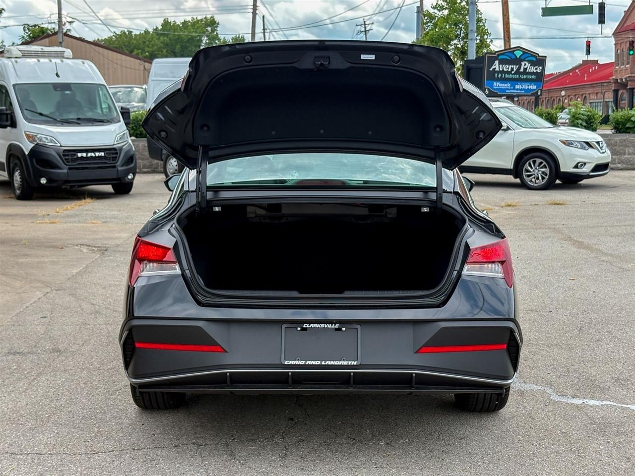 Hyundai Elantra  2026