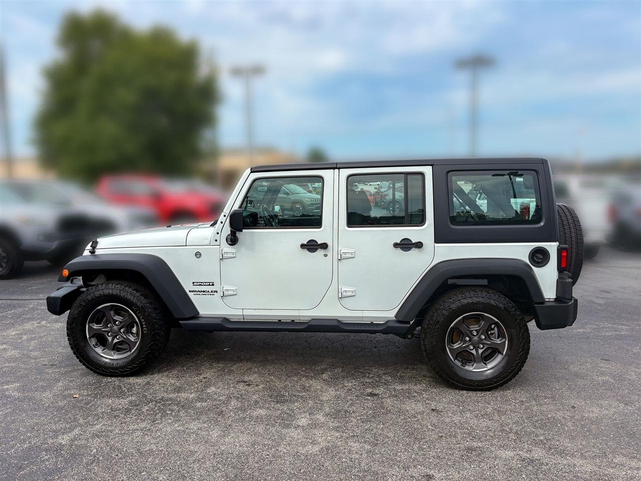 Jeep Wrangler  2017