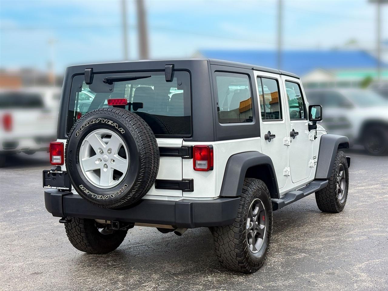 Jeep Wrangler  2017