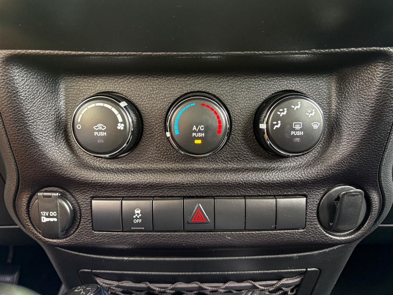 Jeep Wrangler  2017