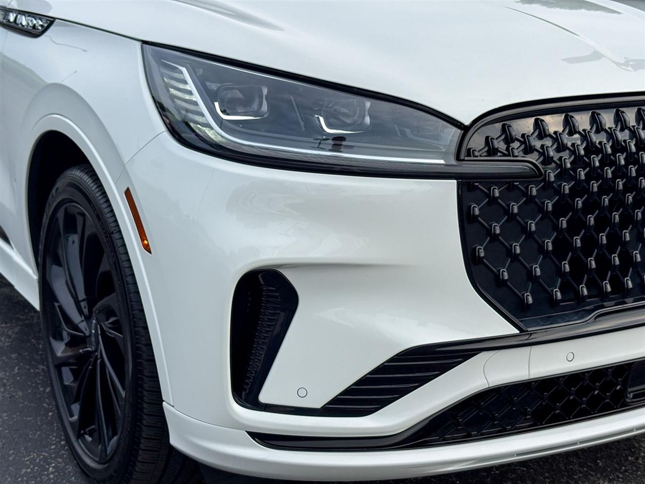 Lincoln Aviator  2025