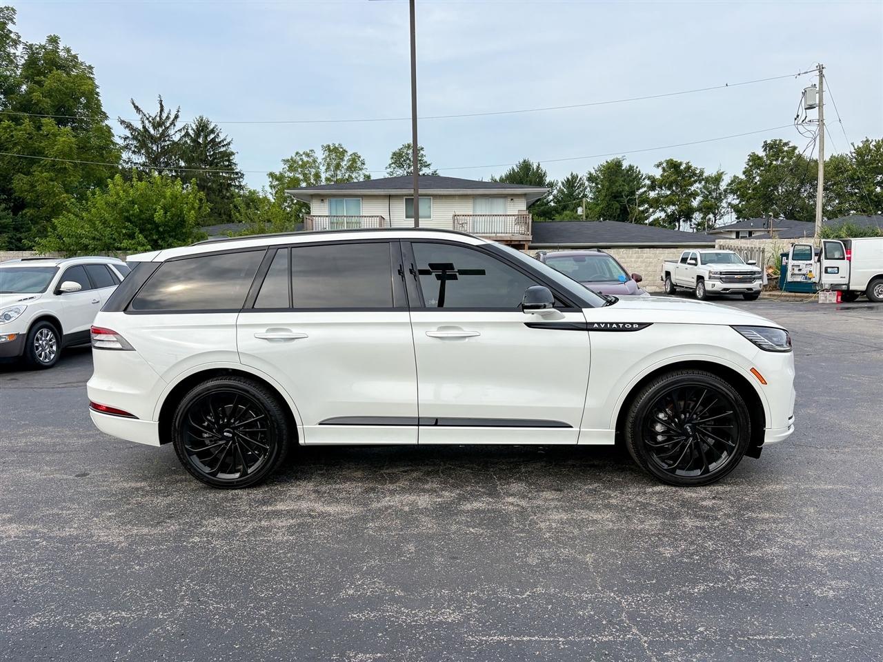 Lincoln Aviator  2025