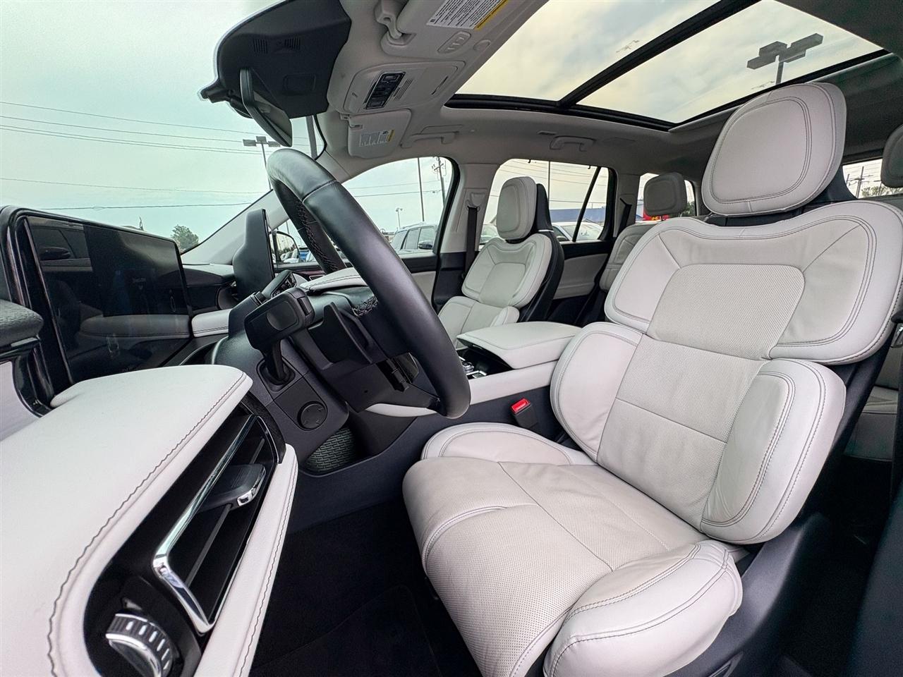 Lincoln Aviator  2025
