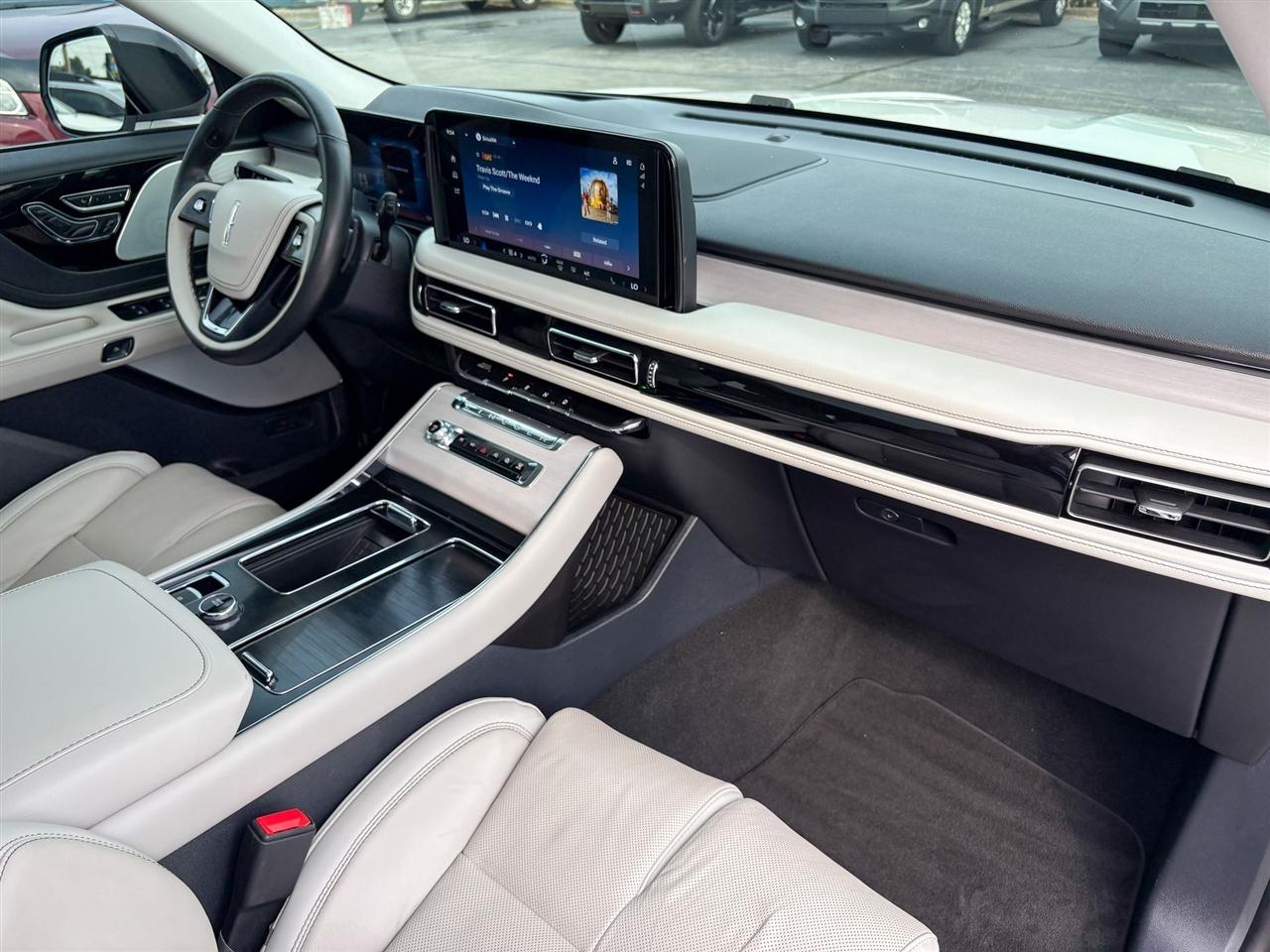 Lincoln Aviator  2025