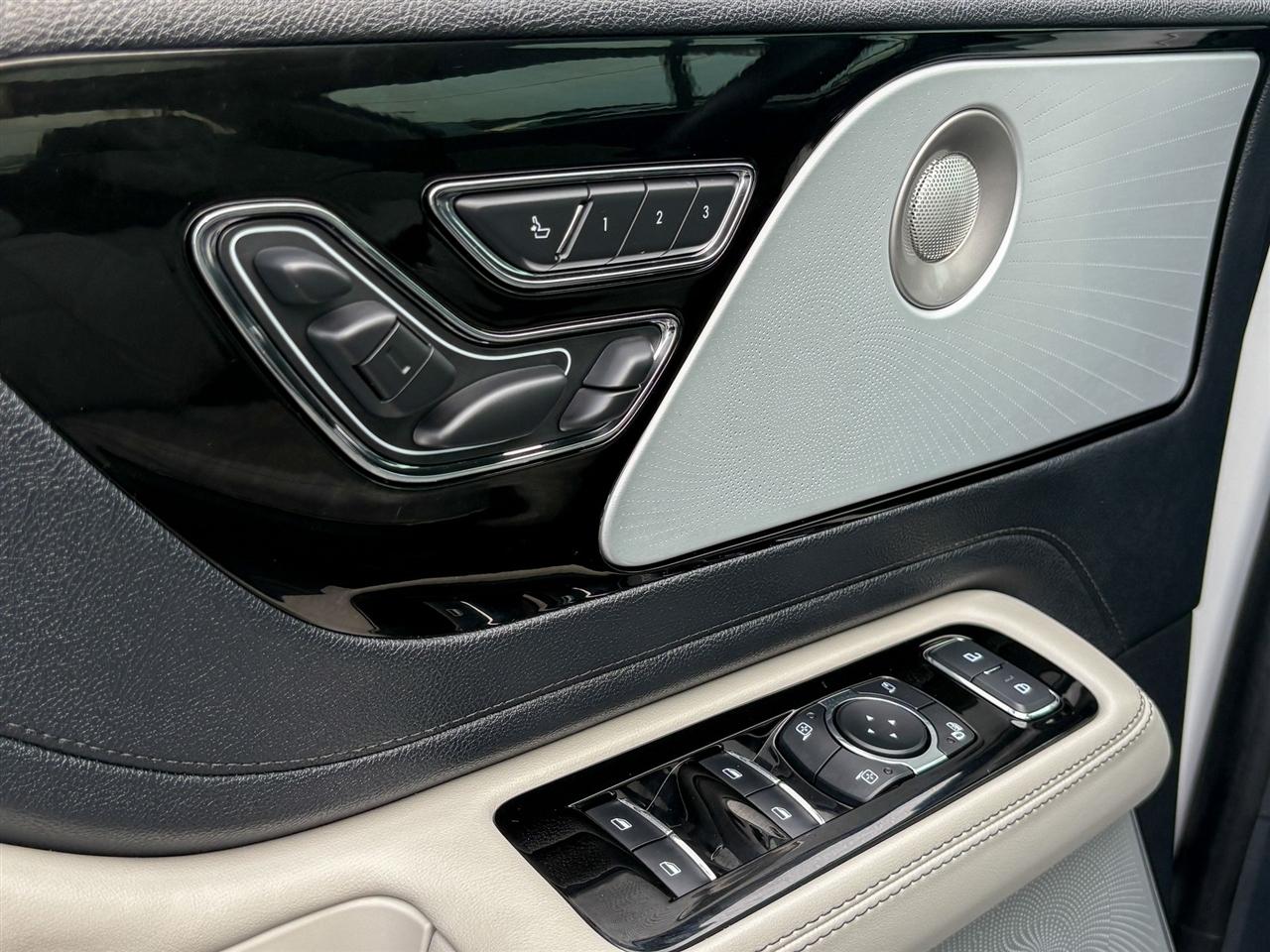 Lincoln Aviator  2025