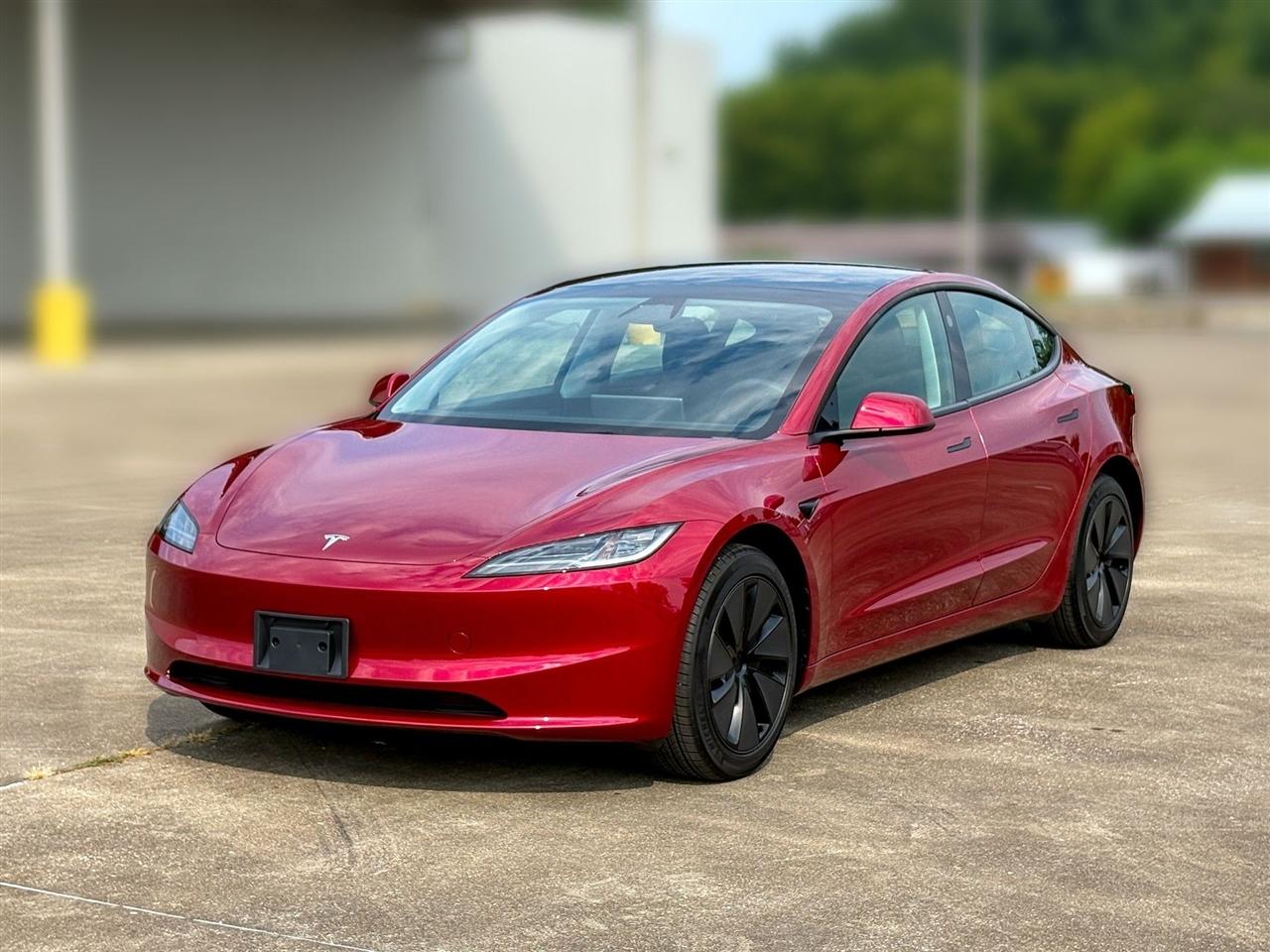 Tesla Model 3  2025
