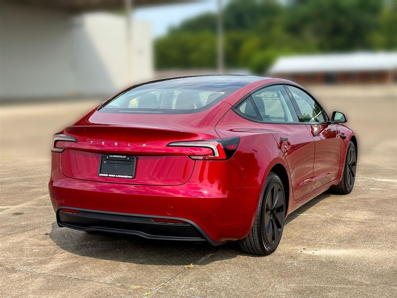 Tesla Model 3  2025